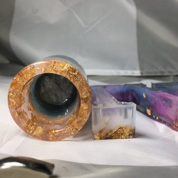 Resin Laugh Sign with 2 Votive Candle Holders - Picture 12 of 14